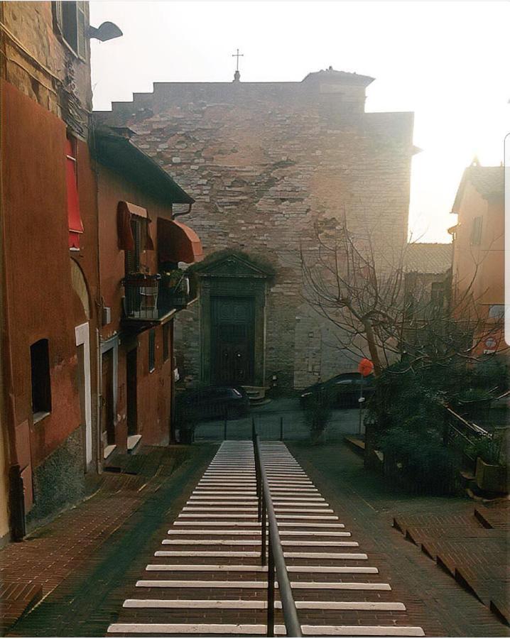 Old Style Studio Перуджа Экстерьер фото